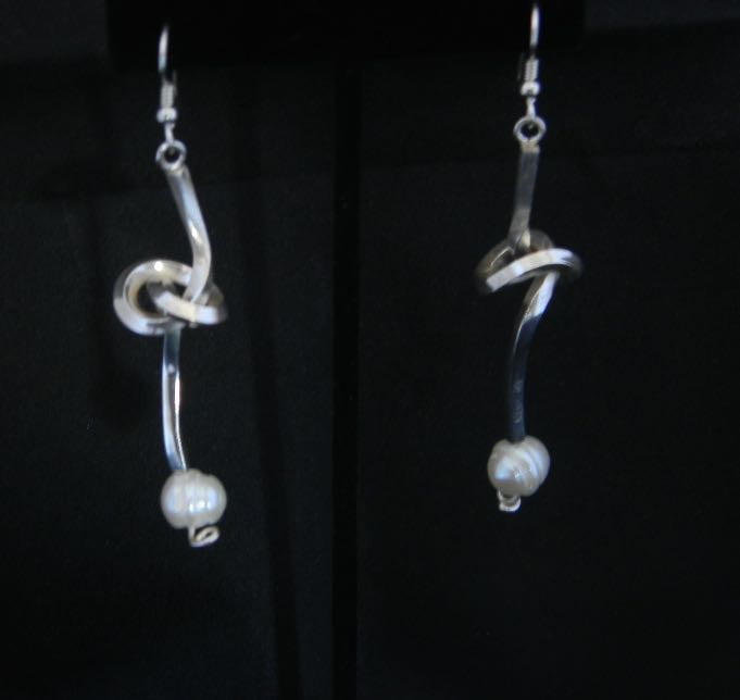 Knotted Pearl Earrings