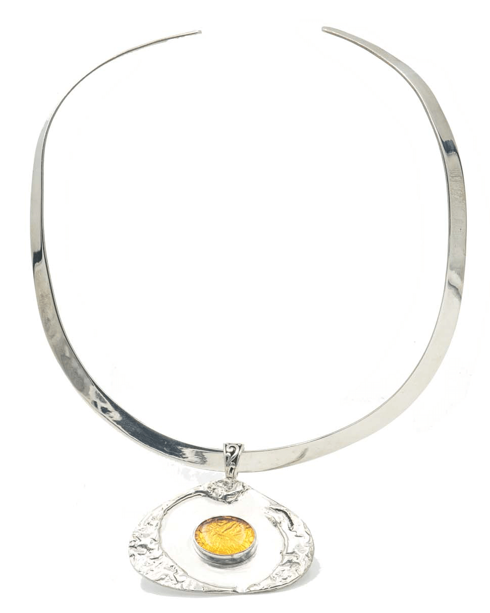 Statement Necklace in Silver with a large amber stone